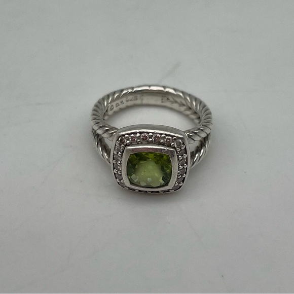 David Yurman Petite Peridot Sterling Silver Ring. Size 4.5 - Picture 3 of 12